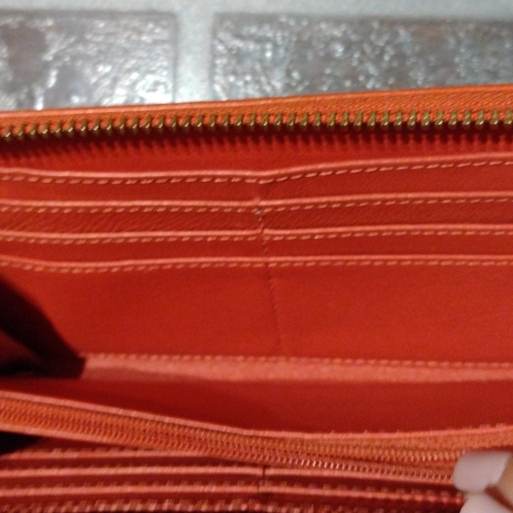 Dainer Orange leather full zipper 12 card slots wallet - Picture 7 of 10